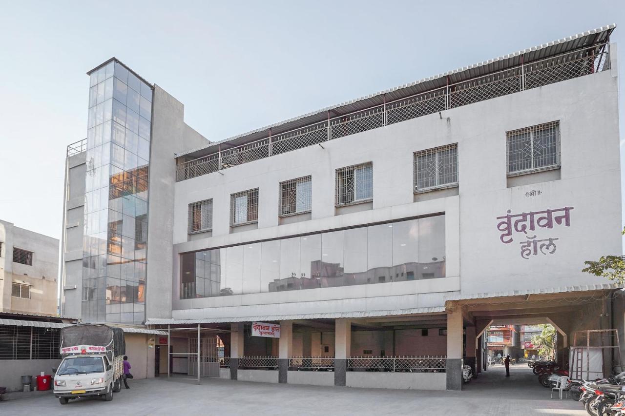 Oyo Flagship 70264 Hotel Vrindavan Mangvadi Экстерьер фото