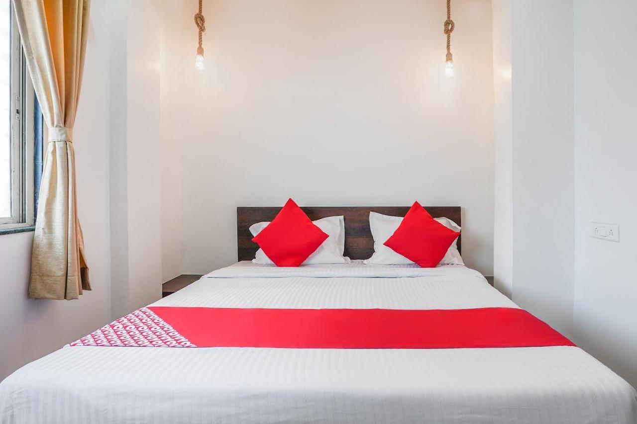 Oyo Flagship 70264 Hotel Vrindavan Mangvadi Экстерьер фото